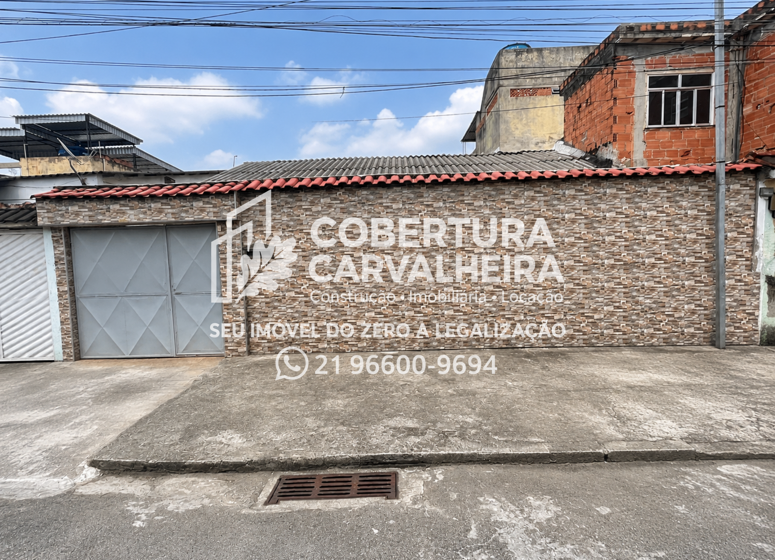 CASA COM ÁREA GOURMET À VENDA em Santa Rita, Nova Iguaçu